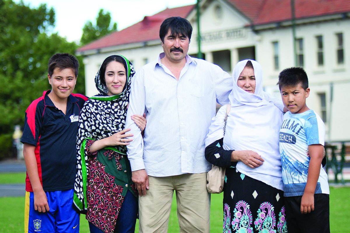 New #UniSA report released today praises entrepreneurial Hazara refugees from #Afghanistan for 'revitalising' the Port Adelaide Enfield LGA into a vibrant, thriving hub ow.ly/vMZu50EaKJ1