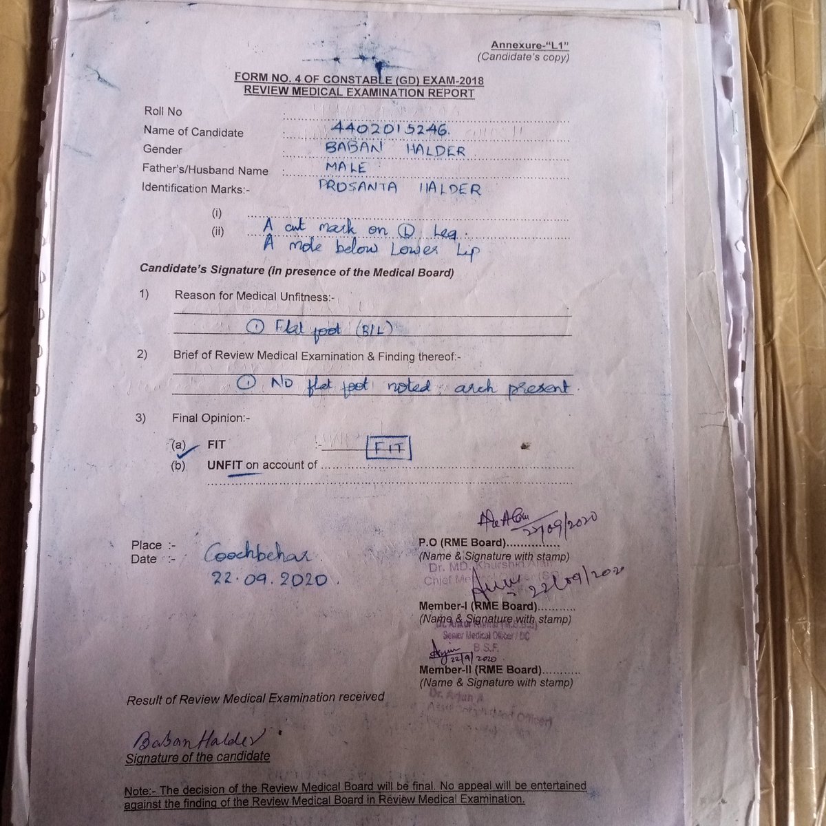 ProsantoHalder5's tweet photo. PM or SSC GD ne mera Jindagi Barbad kar diya sir
Main Do Bar 2015/2018 medical fit Ho lekin Sir joining nahin mila main abhi 30 sal ka hun mera sab kuch khatam ho gaya sir Mera,mami ,papa Bimar he me abhi kya karun 
plz halp sir,😭🙏🏻
@shaktisinhgohil 
@RahulGandhi 
@Ravishk356 https://t.co/Los5mKgQB5