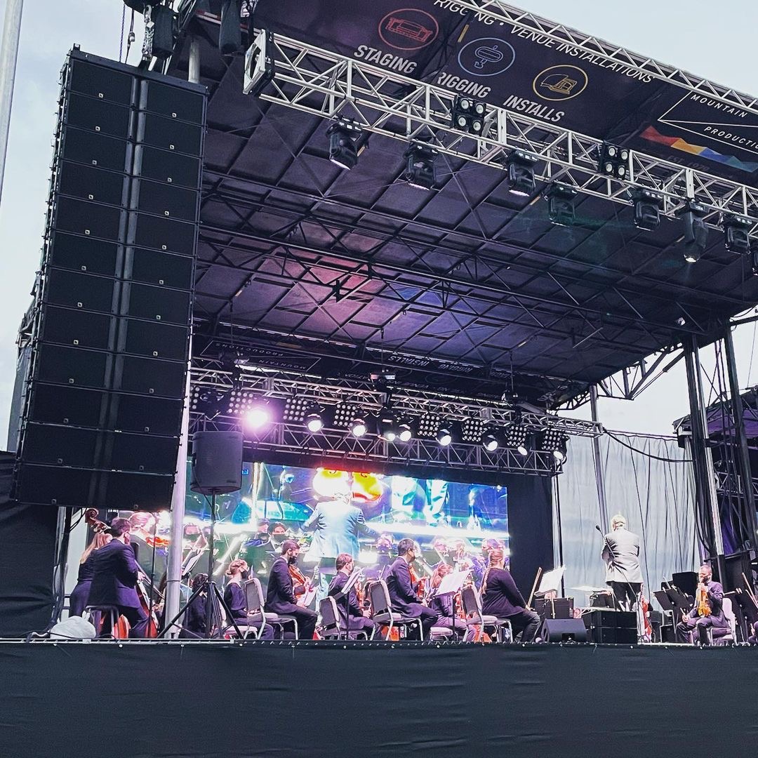 L_ACOUSTICS's tweet photo. Awesome to see the students at Frost School of Music at the University of Miami,  getting back on-stage for Frost Music Fest!

The team at #UnrealSystems / AgorÀ USA deployed an @L_ACOUSTICS system to help the talented students shine. https://t.co/IJ8rve7tsA