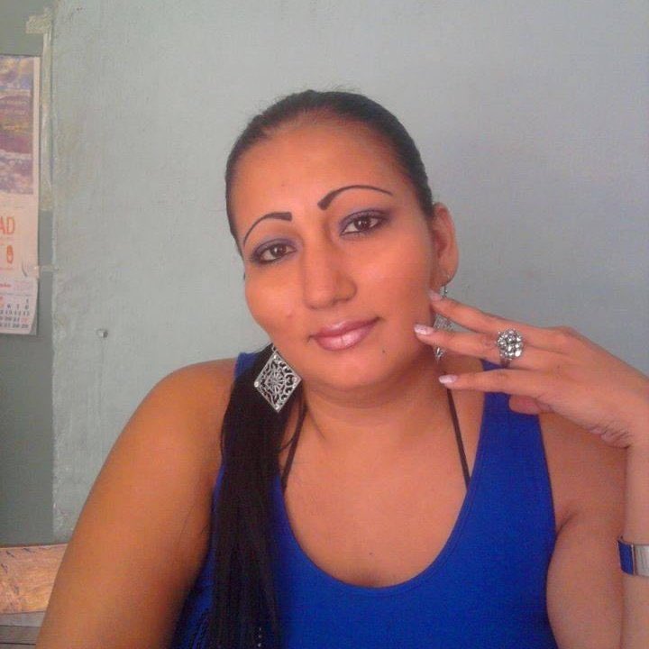 centamdisrupt's tweet photo. #justiciaparavictoria 

Victoria was a Salvadoran migrant who was murdered by the police in Tulum, Mexico today. After detaining her, the police held her face down with their knee on her back and despite her yells of pain and that she couldn’t breathe, they refused to release her https://t.co/z3VDpOnNKX