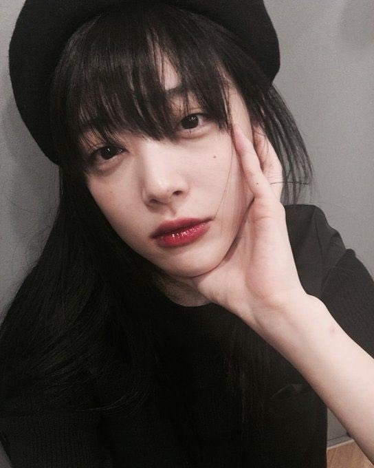 CutePeope's tweet photo. #sulli #Sulliday #SULLI_Goblin 
Feliz cumpleaños, hermosa, te extrañamos❤️
Espero estes muy bien, tkm🥺
Eres muy valiente, Sulli, lo hiciste bien❤️ https://t.co/maAWTWHP2l