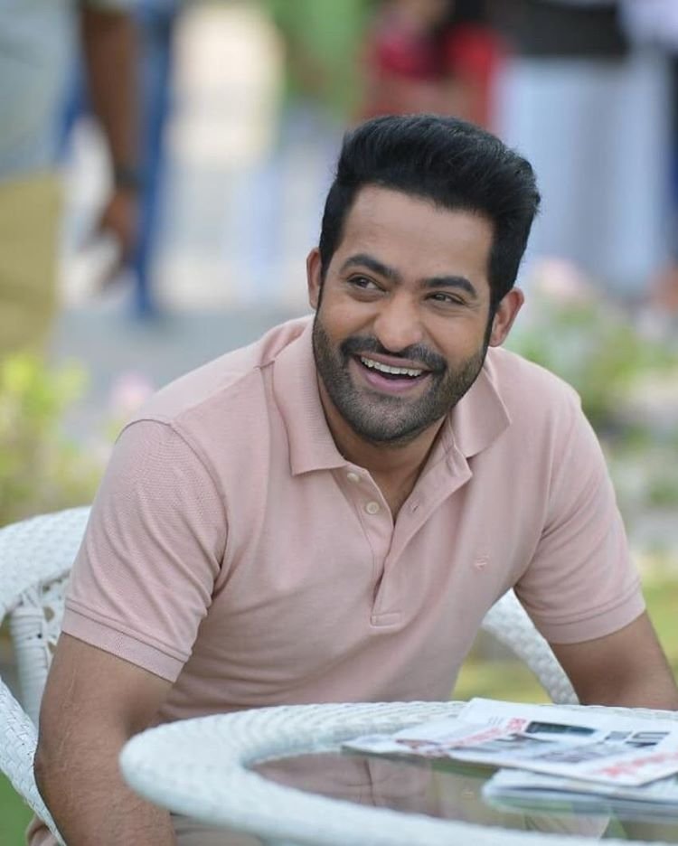 VishwakSenFans's tweet photo. Thank You @tarak9999 Anna Fans ❤️
For Ur Wishes ☺️❤️

#NTR #HBDVishwakSen https://t.co/k2m4zkU75n