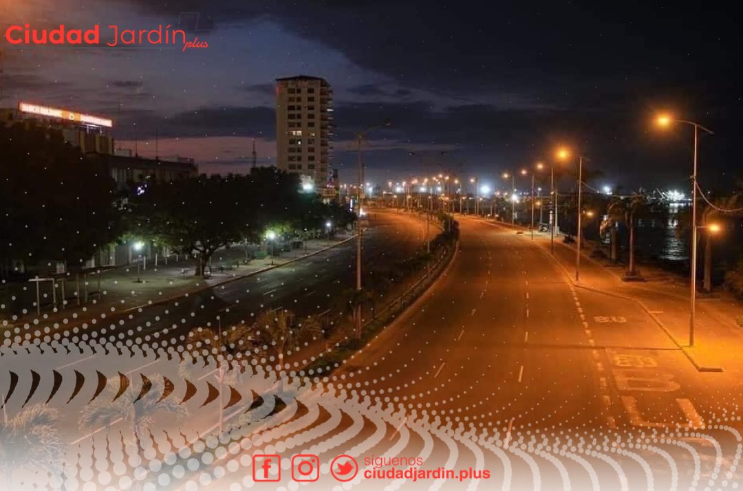 ciudadjardinpls's tweet photo. #ÚLTIMAHORA 

Así atardeció la ciudad de Manta tras la declaratoria de #toquedequeda. 

https://t.co/dUsOsIqnTD

#Ambato #CiudadJardínPlus
#Tungurahua #Ecuador https://t.co/P7NogbowG8