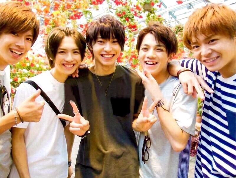 arann_chan's tweet photo. この5人が、この6人が大好き

11年間お疲れ様でした。 https://t.co/K7CdDF0MmQ
