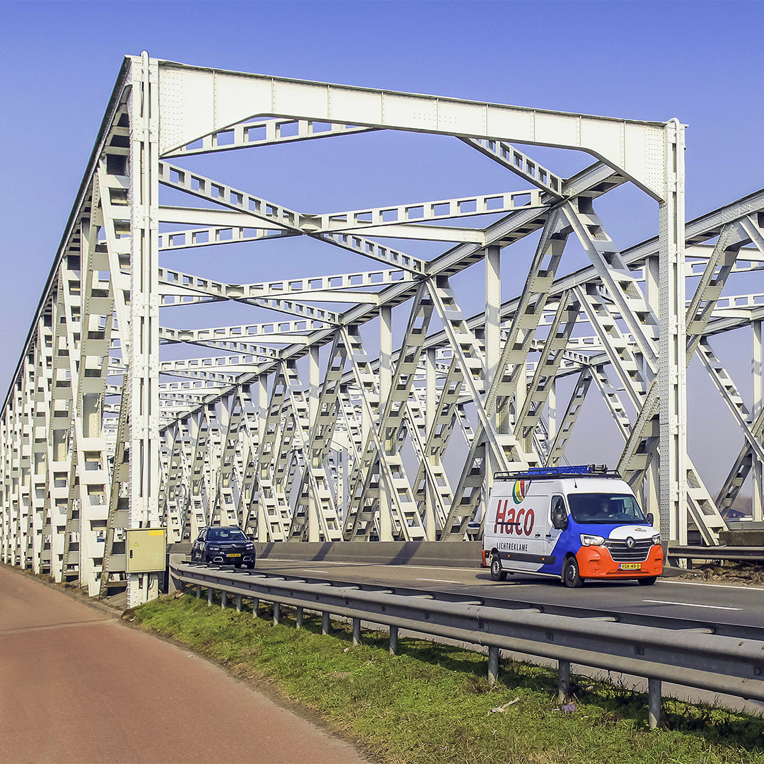 Lichtreclame tweet media