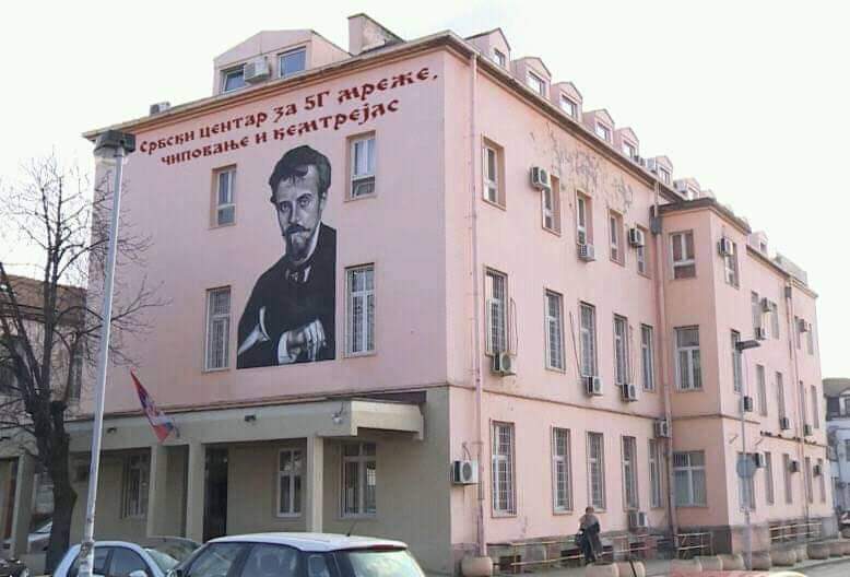 Exo3FKSWgAEsjbQ?format=jpg&name=900x900