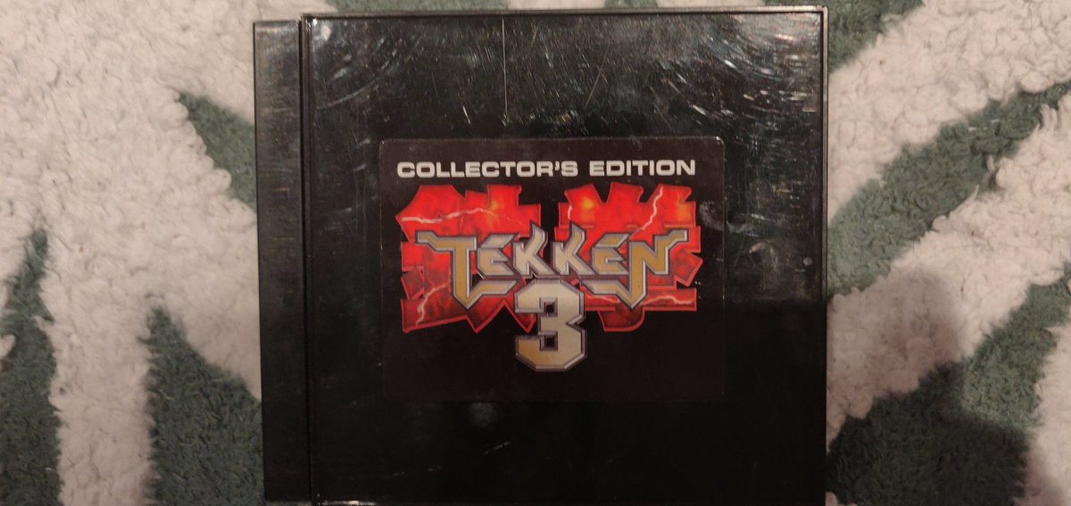  #100Games100DaysDay 68/100: Tekken 3 Collectors Edition ( #PS1, 1998)Misleading name aside, this is a neat little thing. The OPS1 magazine gave them away, they're a glorified demo where you can play 4 stages as either Xiaoyu or Eddy (iirc)Not particularly rare, still cool.