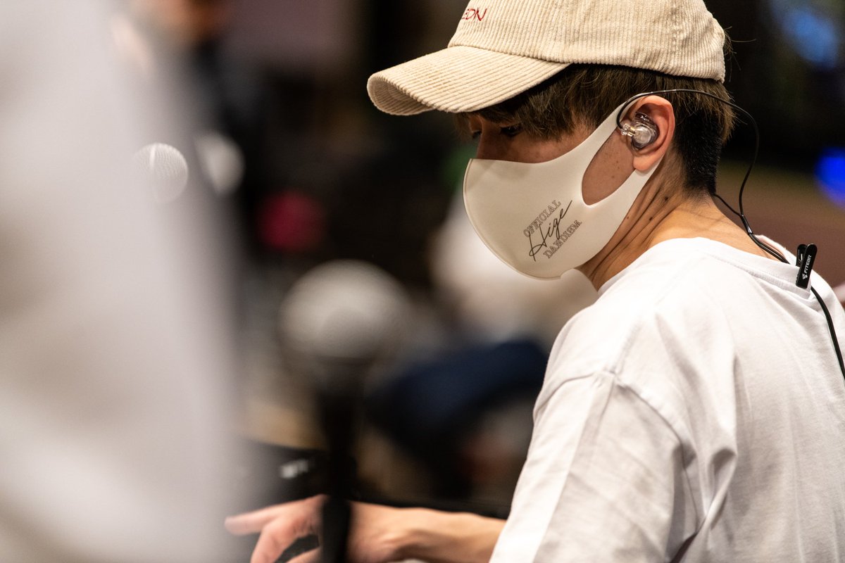 コーデュロイのキャップ、かわいくてオススメです