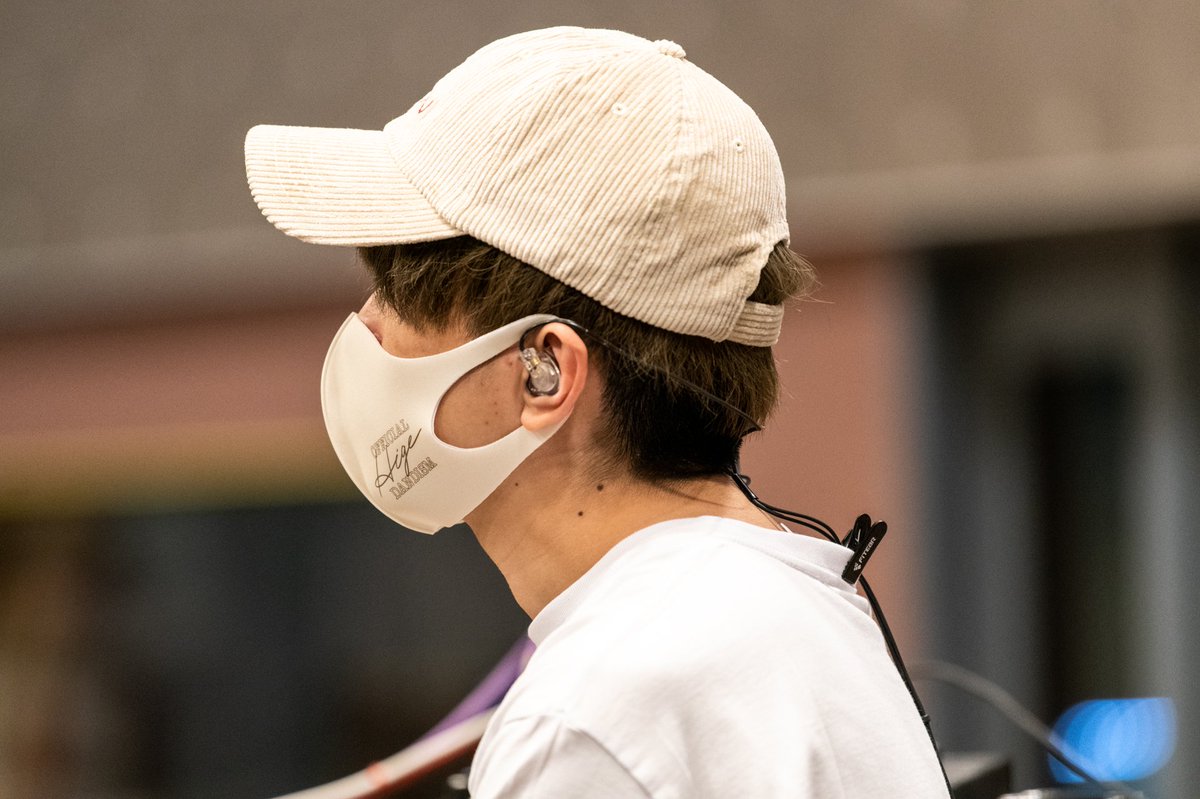 コーデュロイのキャップ、かわいくてオススメです