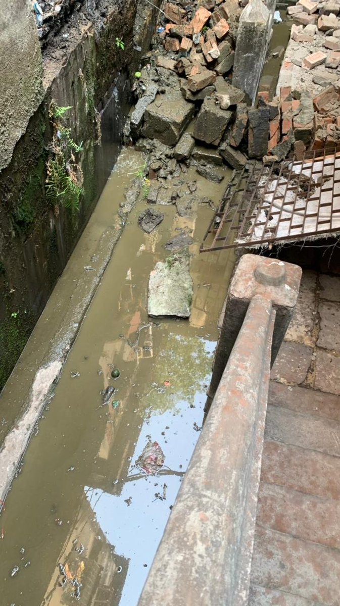 zainab1394's tweet photo. After this also will anyone help or not?????? We the residents staying in this place will definitely die of health issues caused by this Unhealthy environment rather than corona https://t.co/02YVBtcXnI