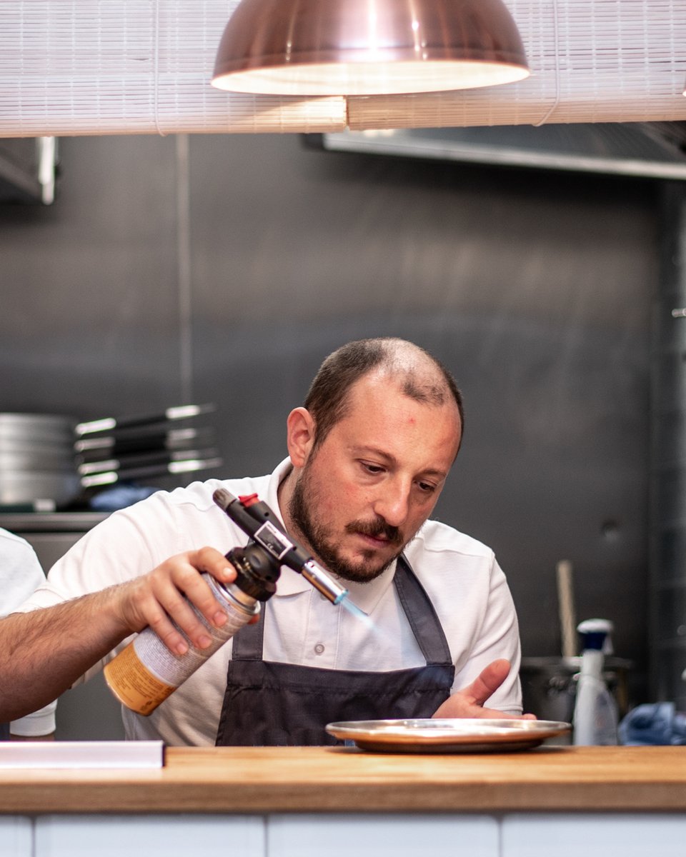 rawfishlondon's tweet photo. Chef @ivan.simeoli at the pass, testing out dishes in time for reopening on 12th April.

#RAWFishLondon #BrickLane #OutdoorDining #SeafoodRestaurant #E1 #LondonFoodGuide https://t.co/1x1vAFjeZ3