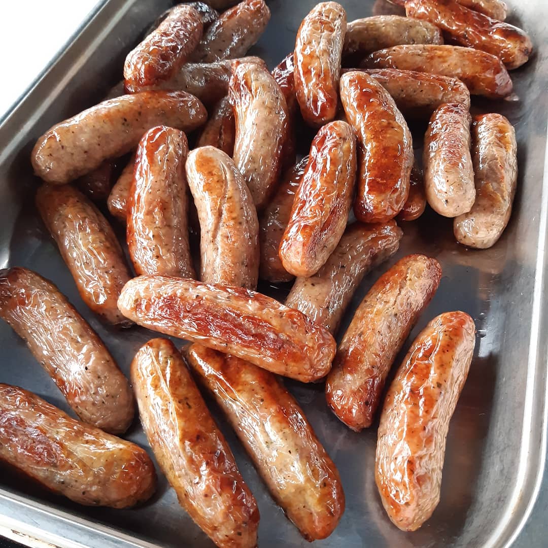 bearwoodlakes's tweet photo. Our Meet & Greet Concierge area is awaiting the arrival of our members.
Offering grab and go snacks including very tasty sausages or bacon rashers in a brioche bun.
#bearwoodlakes #consierge #meetandgreet #grabandgo #takeaway https://t.co/pyEeWWICKX