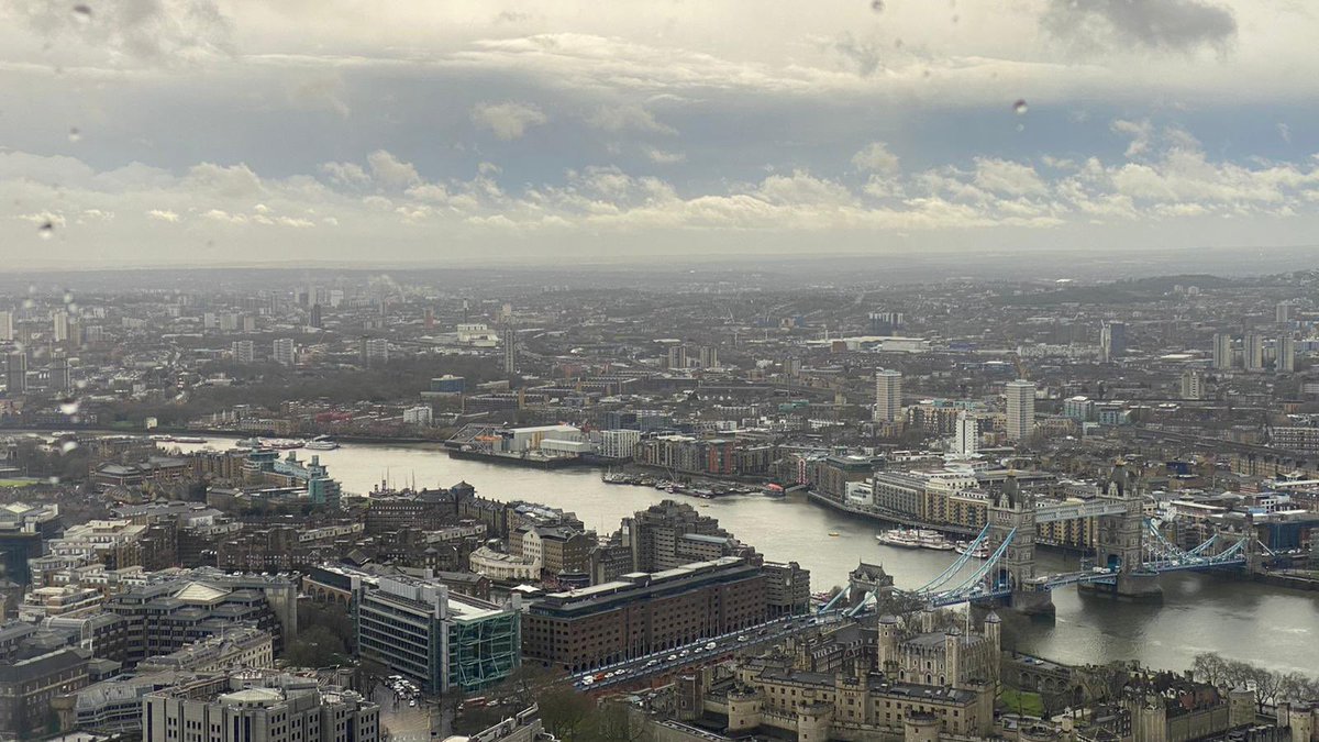 Anyone missing the city?

Here are some fantastic shots taken by one of the team, ft the iconic #Lloydsbuilding 🤩. Can you spot your office?

#cityoflondon #londonmarket #londoninsurance #picoftheday #london #thegherkin #lloydsoflondon