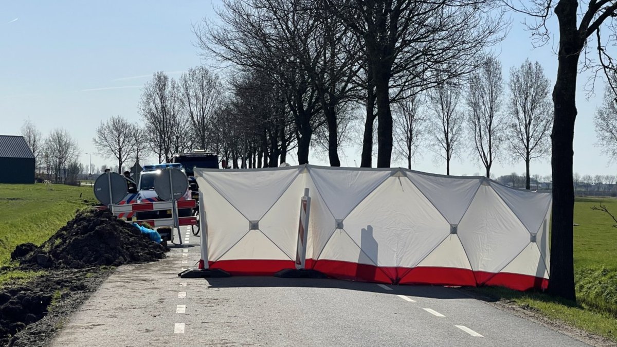 Dode aangetroffen naast fiets in Velddriel, politie doet onderzoek..