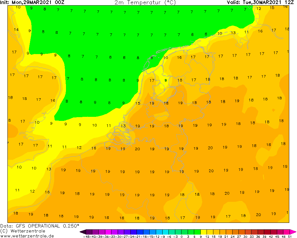 PvForecast's tweet image. #lenet GFS0z