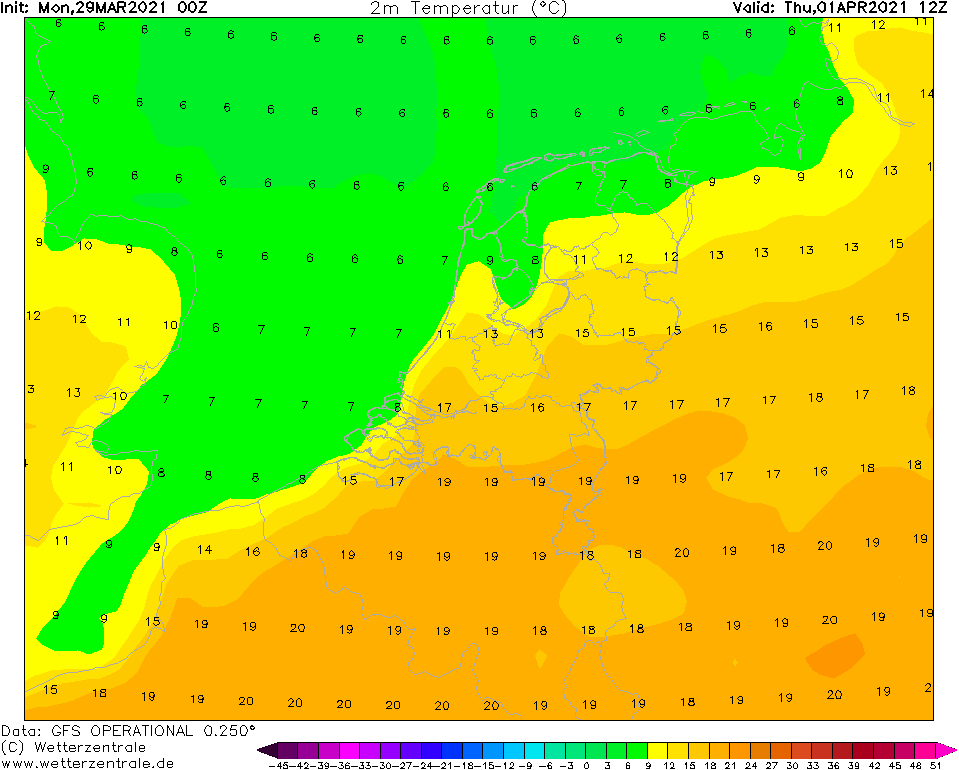 PvForecast's tweet image. #lenet GFS0z