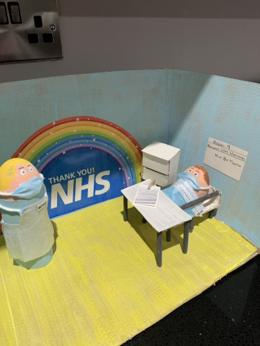 sthildscreative's tweet photo. Well done to our KS3 pupils for participating in the @StHildsSchool Easter Egg Competition. A BIG well done to Shelly W (Y9) for her #handsfacespace weekly briefing creation. #HappyEaster everyone! https://t.co/xbKGPrq9Og