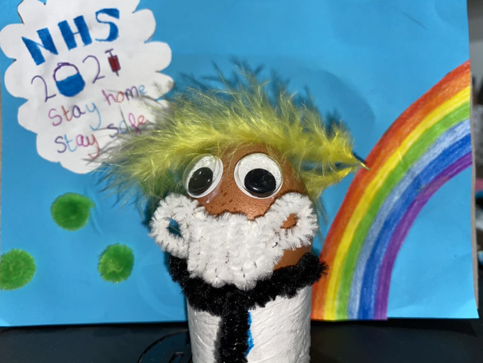 sthildscreative's tweet photo. Well done to our KS3 pupils for participating in the @StHildsSchool Easter Egg Competition. A BIG well done to Shelly W (Y9) for her #handsfacespace weekly briefing creation. #HappyEaster everyone! https://t.co/xbKGPrq9Og