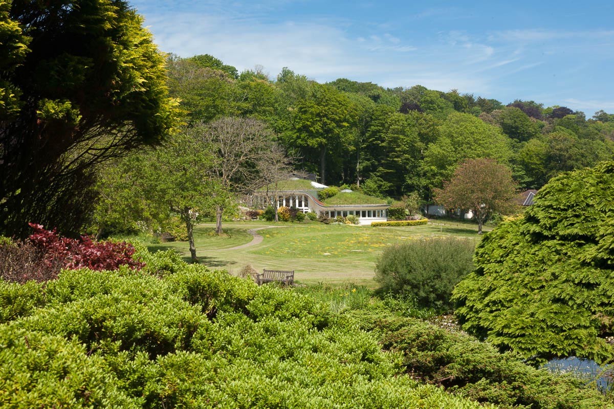 There are more than 200 parks &amp; open spaces in #WhiteCliffsCountry, perfect for exploring at #Easter time 🌷🌼🐇 Read our blog ow.ly/YyvX50EaXF0 &amp; feel inspired for a staycation later this year
#SpringHasSprung #LoveWhiteCliffsCountry #GardenOfEngland #RespectProtectEnjoy