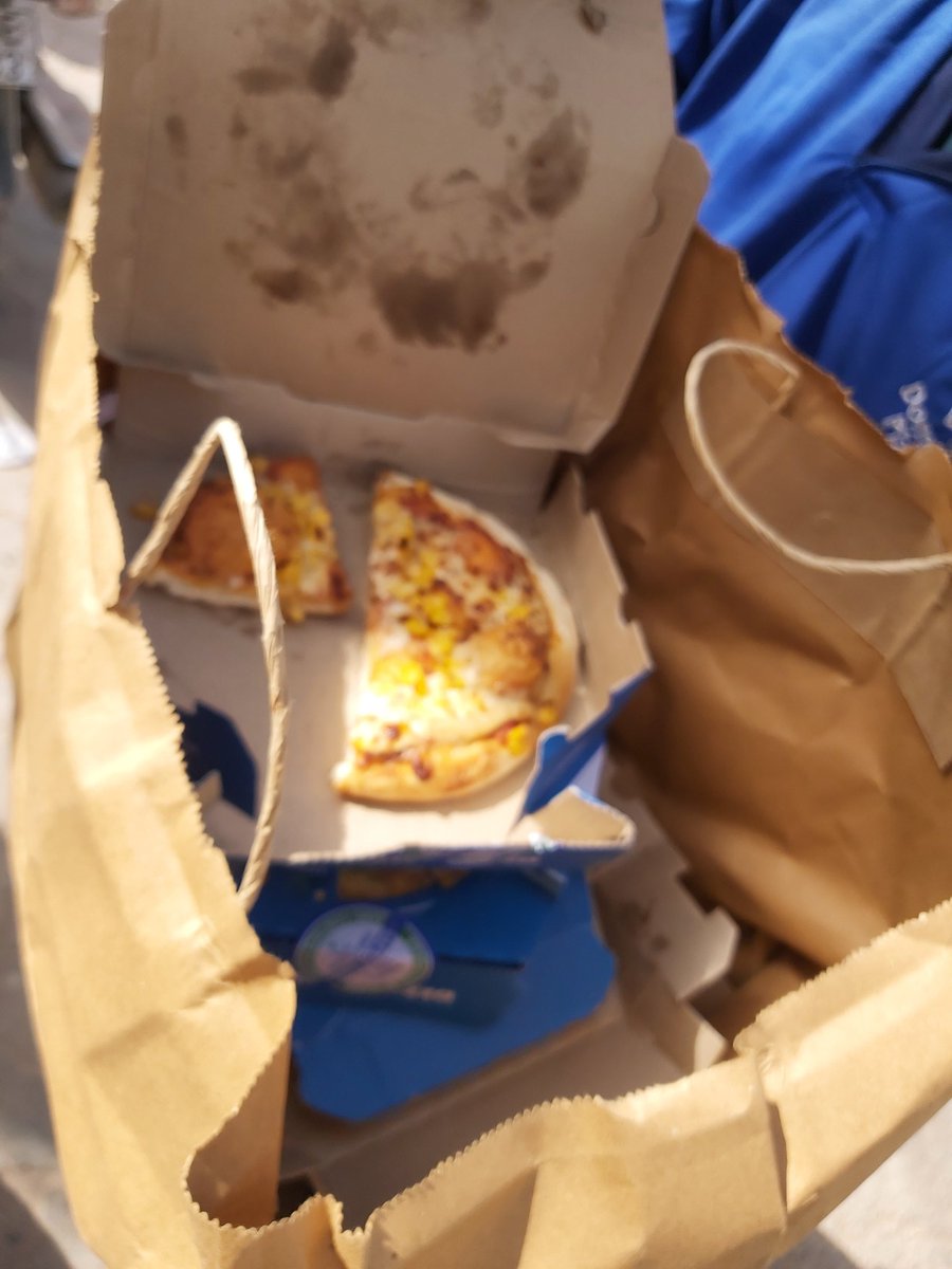__Navii_'s tweet photo. Dear @dominos_india Happy Holi !
Thanks for making our Holi special by taking the order at 01:00 PM only to initiate delivery after 03:00 pm, that too was falsly delivered. At the end when the order reached us two boxes were already opened and a slice was eaten. 1/2 https://t.co/06DhkIAJd6
