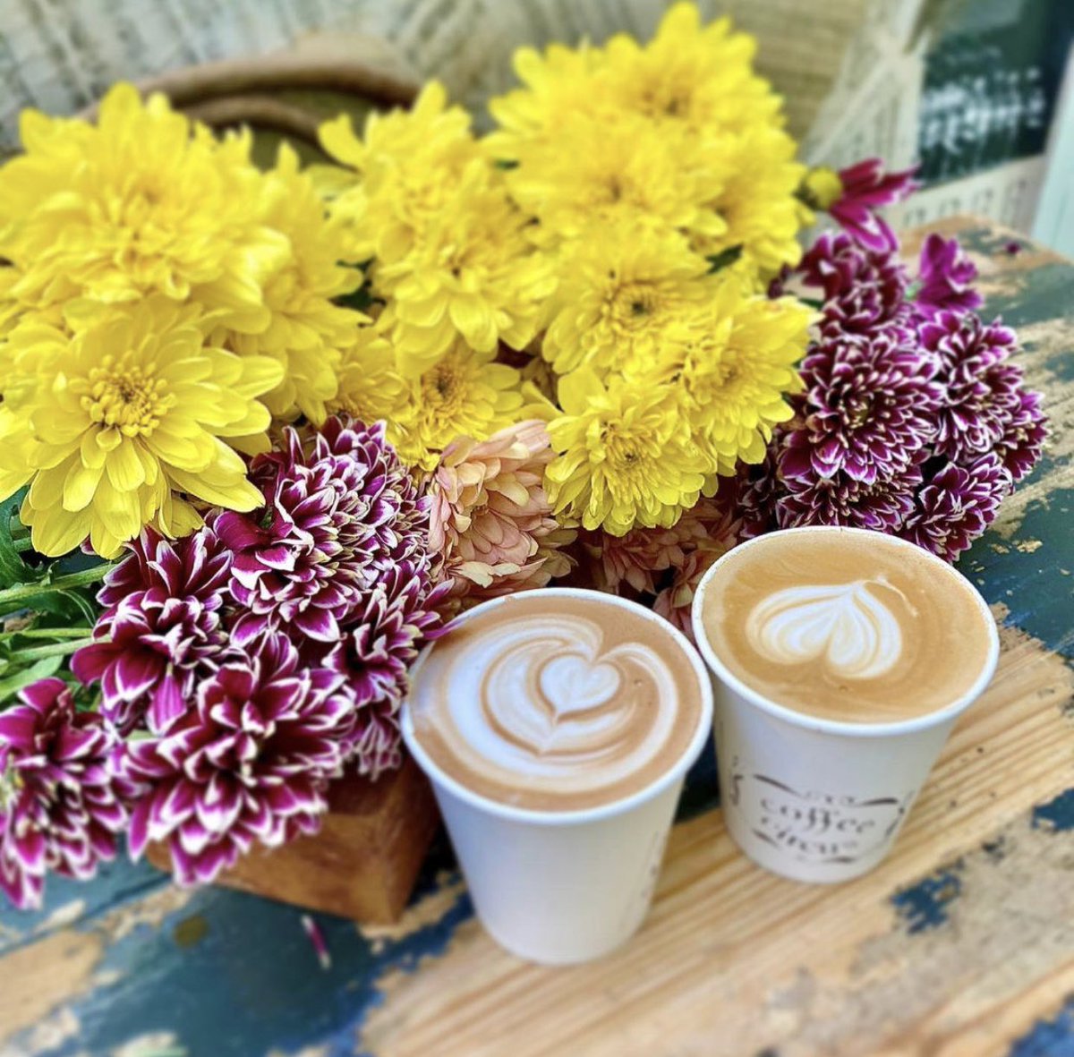 #local 🔦 It’s Monday so we need our coffee hit from Crouch End favourite <a href="/coffeecircusn8/">Coffee Circus</a> to kick start the week - the countdown is on to the long bank holiday weekend.