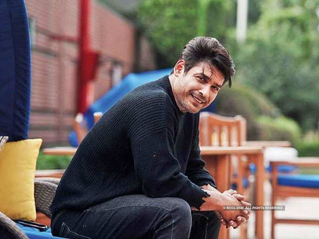 sri2tweet1's tweet photo. @sidharth_shukla and @Abijeet always have a special place in @BiggBoss memories.

2020 gave them to remember.
@ColorsTV @starmaa

#100DaysForAbijeetHistoricWin #4YearsForEverGreenPelliGola

#Abijeet trending in India. https://t.co/L9NxslaK92