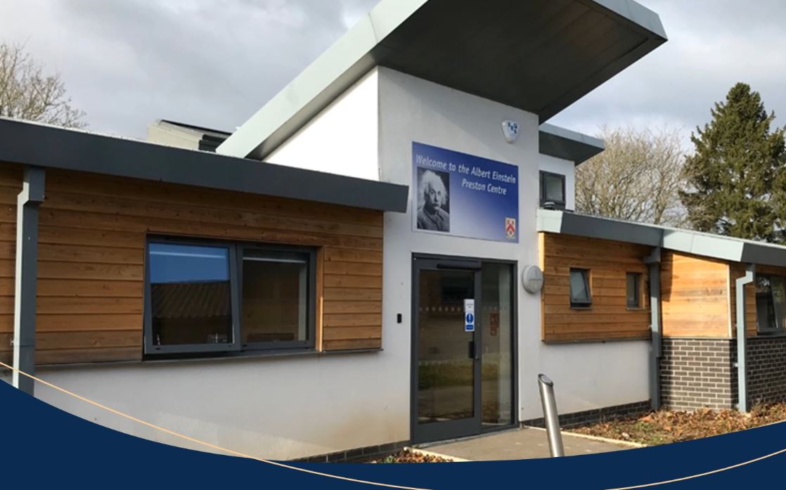 Preston_School's tweet photo. Happy World Autism Awareness Week!! We are proud to support @NationalAutisticSociety
We thought we would show you the facilities of our base here at Preston School and some of the amazing staff who are a part of it!
https://t.co/kaXdZN76Y7
#ProudOfPreston #NationalAutismWeek https://t.co/H314ri4qdt