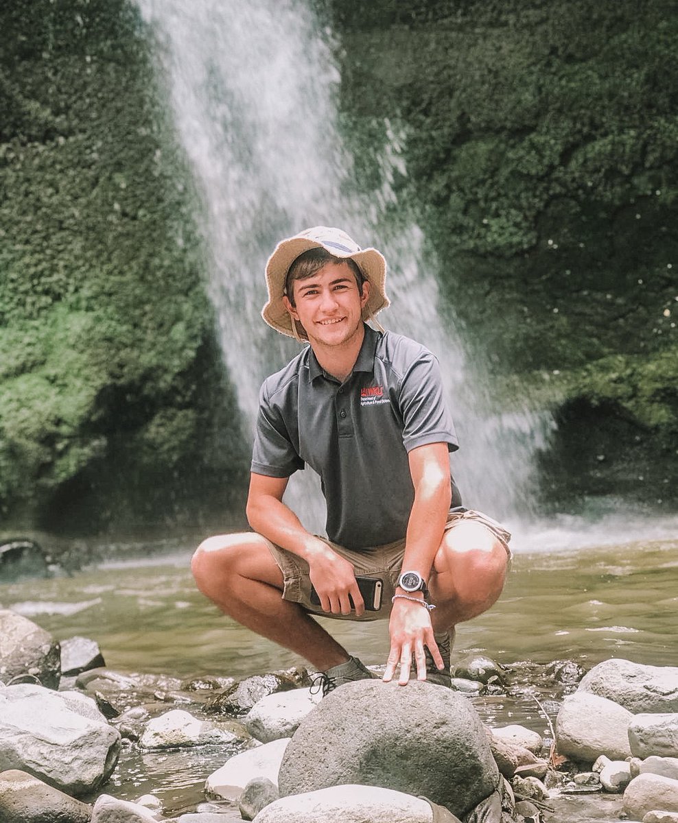 ✰ SENIOR SUNDAY✰
Will Tolley joined SAA in the Spring of 2020. He is an Agriculture major with a Horticulture concentration and minors in Entrepreneurship and Sales. Will says that “because of SAA I have been able to expand my network and meet so many more people.”