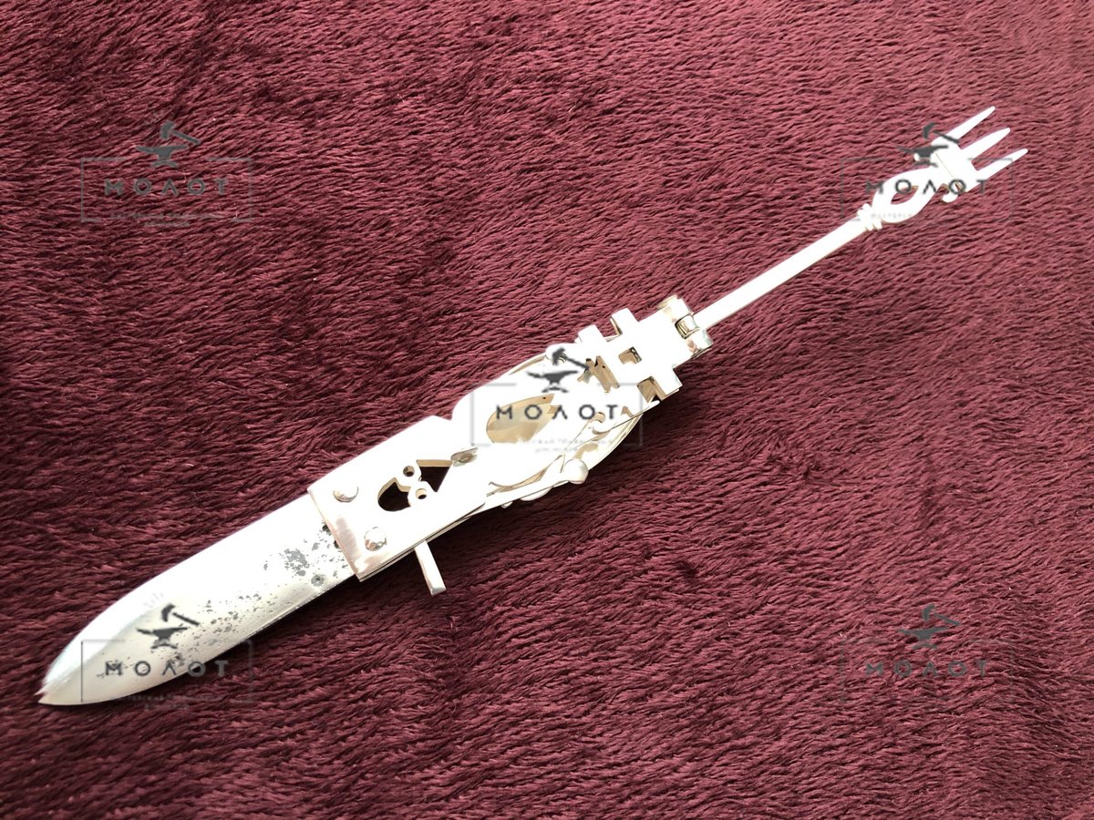 Stanislav883's tweet photo. Roman version Multitool two versions in silver and brass.
#Рим #но�� #реконструкция #мультитул #Rome #knife #reconstruction #multitool https://t.co/IaYL7OjjdI