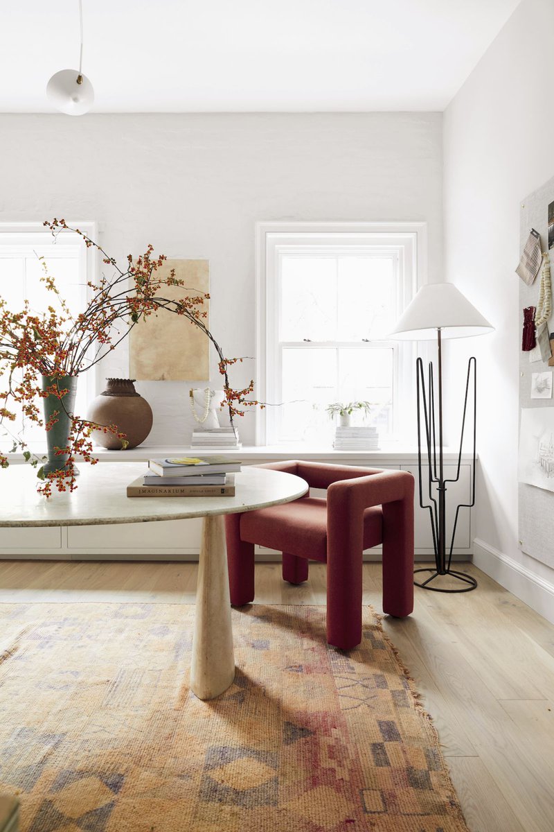 Livingetc's tweet photo. Ask Athena: how to style your home on a budget https://t.co/oMF2ZqbInC https://t.co/2r3Zsbafo9