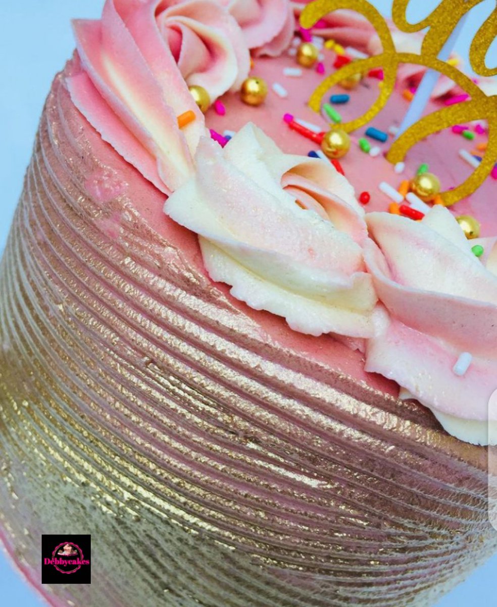 Debbyscake_nmor's tweet photo. Good morning and happy new week from us. May this week bring forth good news for you.. Amen 
Don't forget to make us part of your celebrations. Send a DM/ WhatsApp to place your orders.
#bakersinogudu#naijabakers#cakesinlagos#lagosbaker#buttercream https://t.co/9yZVeebk2G
