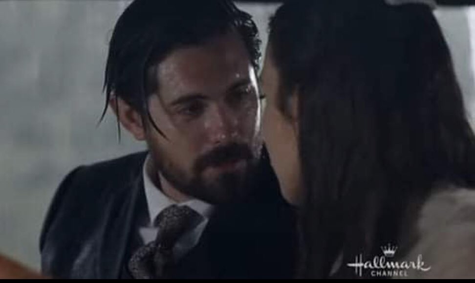 jess81010's tweet photo. @erinkrakow @ChrisMcNally_ @hallmarkchannel @SCHeartHome So much lip staring going on, so spicy, and there was disheveled Lucas. 😏🥰🔥 #WeWantMorePlease #Hearties #LipStaring #TeamElizabeth #TeamLucas #LucaBeth #TeamSpicy https://t.co/2gI1o2JuJ6