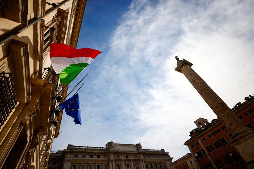 Recovery fund, solo l’Italia chiede tutti i prestiti dlvr.it/RwZClL