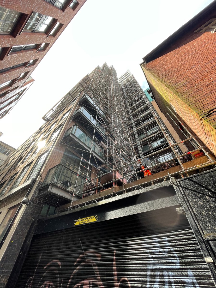 connolly_scaff's tweet image. Great update from The Lighthouse located in Manchester&apos;s Northern Quarter

We are providing safe access to facilitate the cladding refurbishment on both the apartahotel and apartments

#cladding #acmcladding #scaffolding #construction #claddiingrefurbishment #manchester
