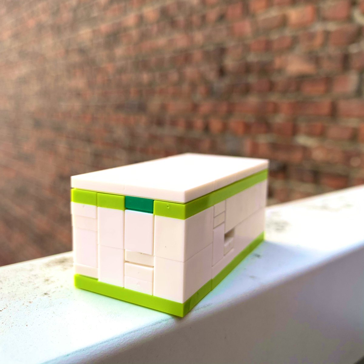 Today we proudly introduce a new Puzzle in our creations: The Path
It a 65 pieces puzzlebox that you have to build and then solve !
#shippingworldwide #legoideas #puzzlebox #afol #diy
