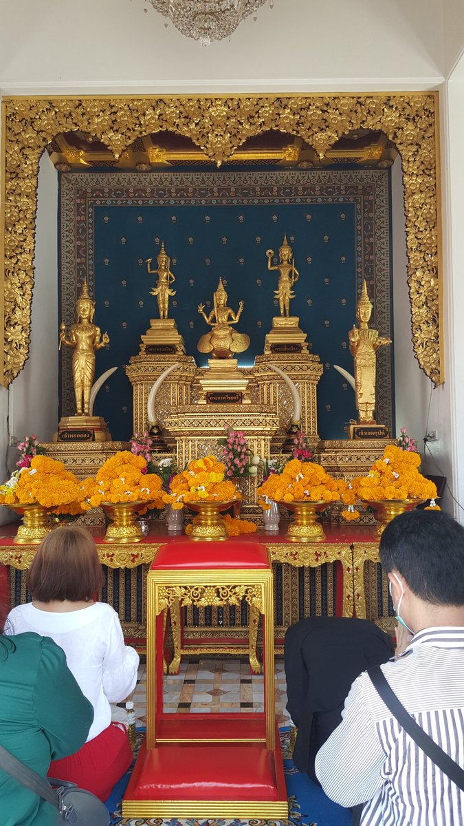 Petch9615's tweet photo. วันนี้วันดีมาไหว้ขอพรขอให้ชีวิต
จงสมหวังทุกๆเรื่องโดยเฉพาะ
งาน เ��ินและโชคลาภจะได้มีเงิน
มาซัพพอร์ตลูกๆที่หล่อและน่ารักมากๆคะ🙏💵💰
#Caream♥️ #BamBam 💜 https://t.co/WkuYQnteSY