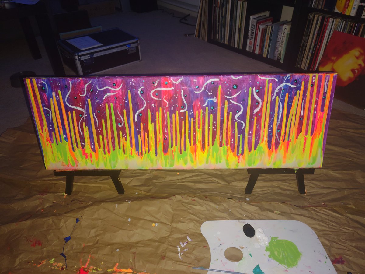 kat_thealien_'s tweet photo. I have never been more proud of a painting https://t.co/TXCb8uBmi2