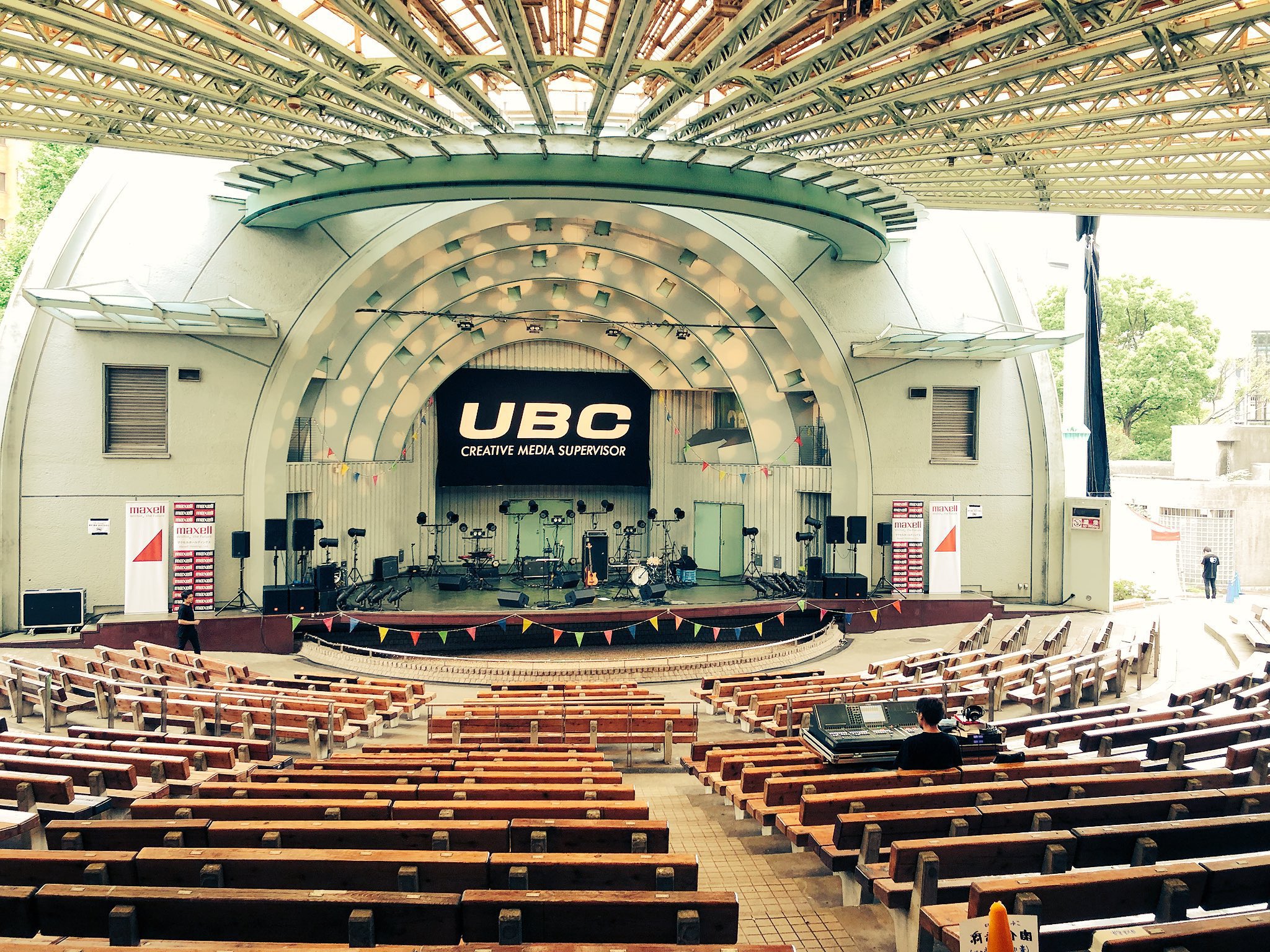 じーおくん じーおくんサークル紹介 No 62 早稲田大学ubc Ubc Waseda 早稲田大学ubcは大学 公認音楽イベントサークルです 毎年アーティストを呼び ライブを企画しています 過去に呼んだアーティストは 小山田壮平 向井秀徳 曽我部恵一bandなど じーおくん じーおくんサークル紹介 No 62 早稲田大学ubc Ubc Waseda 早稲田大学ubcは大学 公認音楽イベントサークルです 毎年アーティストを呼び ライブを企画しています 過去に呼んだアーティストは 小山田壮平 向井秀徳 曽我部恵一bandなど
