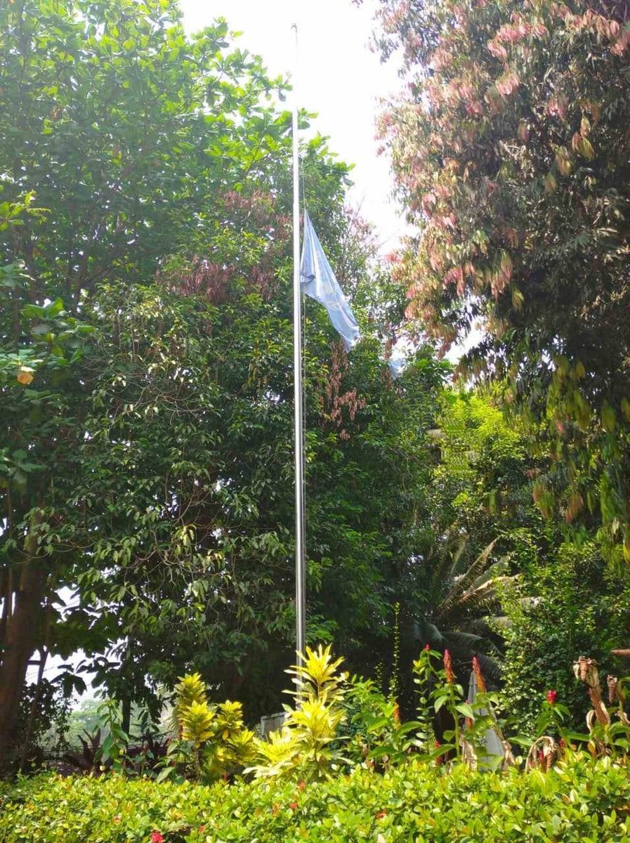 IrrawaddyNews's tweet photo. Following weekend massacre by junta forces in Myanmar, where more than 100 were slain in a single day on Saturday, the UN office in #Myanmar flies the UN flag at half-mast to honour and remember those who have lost their lives defending human rights in the country since Feb.1. https://t.co/iPj2IEWpbI