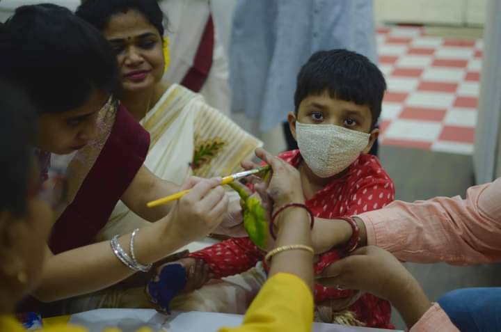 CureMind52's tweet photo. Holi celebrations at the school named Big Leap. Both the children with special needs and neuro-typical children are enjoying the festival of colours.
Check out the link below 👇
https://t.co/qPUOmAwIBg https://t.co/bZjL1peZMU