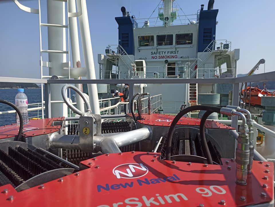 NewNaval's tweet photo. Commissioning dual side-sweep oil skimming systems, multiple high-capacity skimmers and multiple booming systems for a new-built OSR vessel.
#newnaval #oilspillresponse #environmental #protection #maritime #offshore #oilspills #spillsolutions https://t.co/iEGm8rpa9j