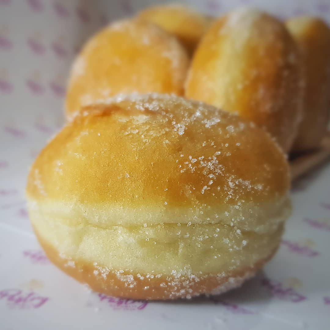 PastryRepublic's tweet photo. Do you know that any time is a good time to eat doughnuts....no special occasion needed...

Yes....so why havent you ordered this fluffy looking doughnuts https://t.co/T8myyNwUvk