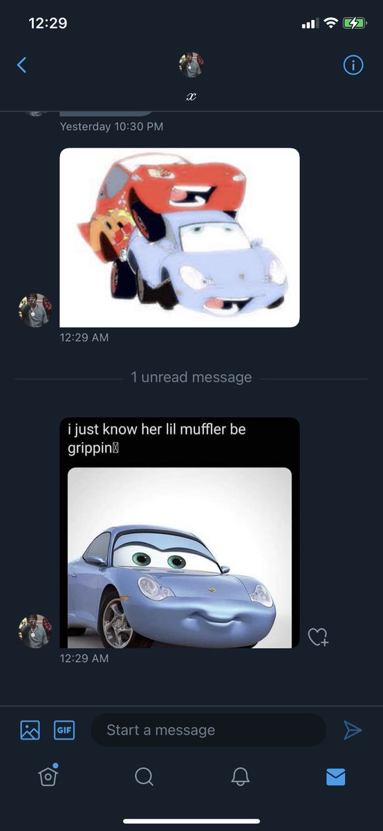 Somethin wrong w my friend group😭