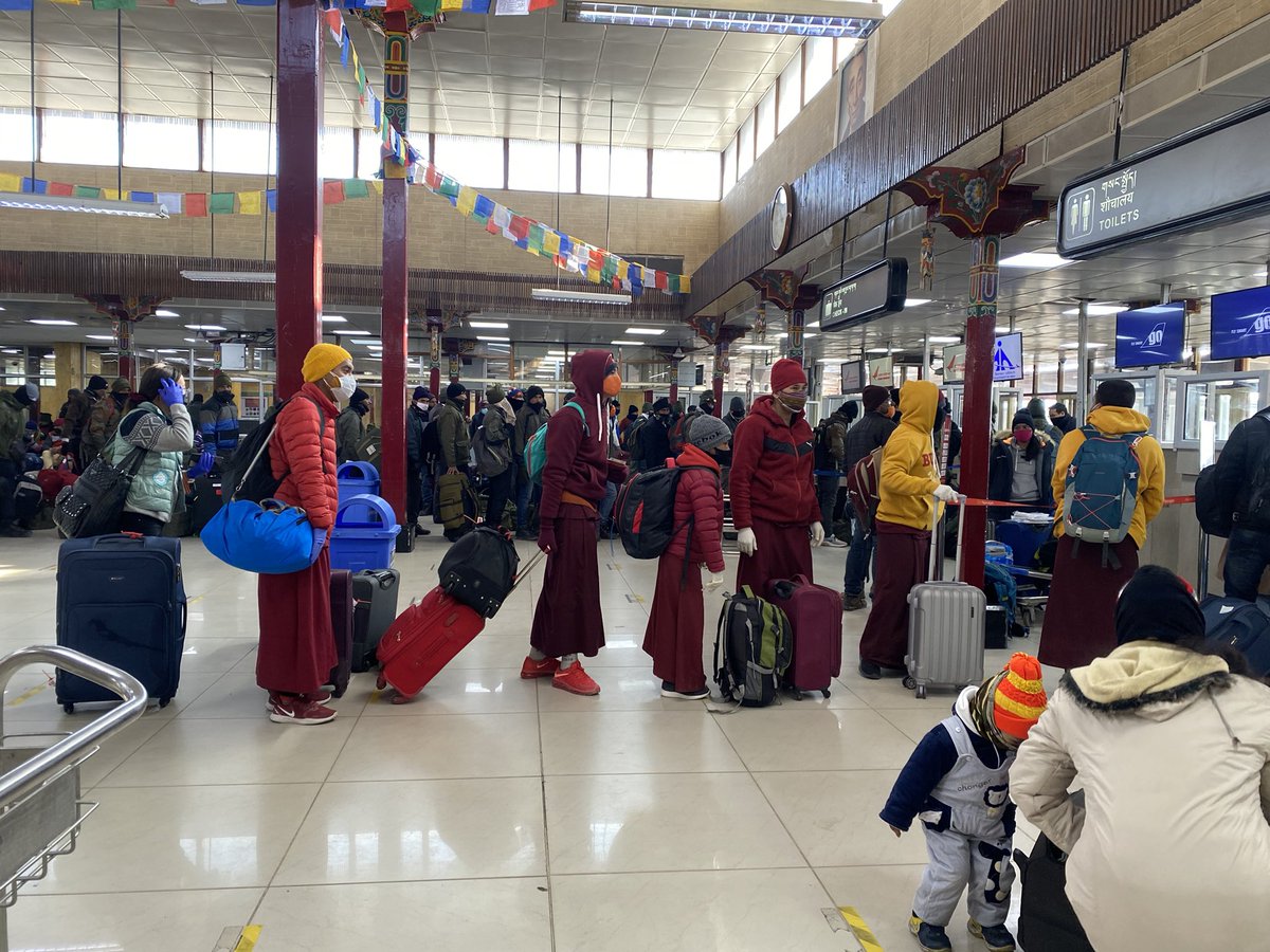 Kushok Bakula Rinpoche Airport, Leh tweet media
