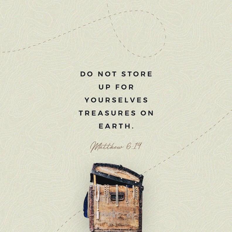 belhavenparish's tweet photo. Every day during Lent we are posting a bit from the Bible that says something about the life and work of Jesus. Day 35. From the Sermon on the Mount. “Where your treasure is, there your heart will also be” Matthew 6:19 https://t.co/zYg3iE7DYR https://t.co/NVkujv8i32