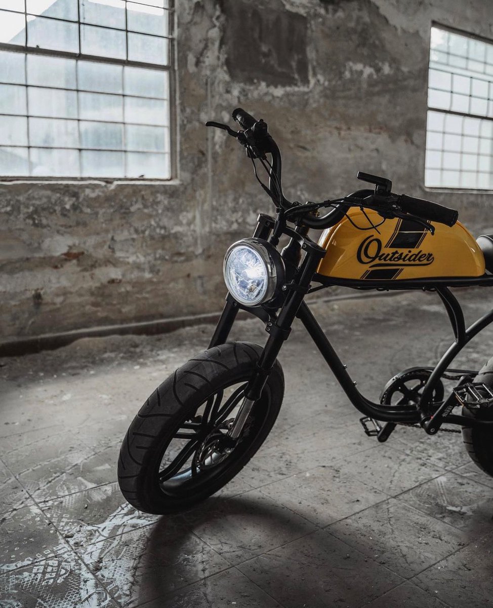 Do yourself a favour; Never Look Back! -MB🔥#michaelblast #outsider #ebikes 

MB Crew 📸 
michaelblast.com.au