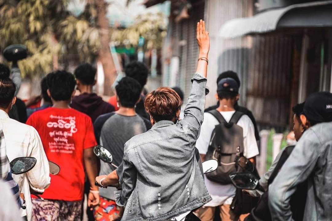 AyeChannMinn's tweet photo. Students in Mawlamyine continue to protest despite crackdowns on March 28.

Photo crd : Mawlamyine's Voice

MANSLAUGHTER JUNTA
#Mar29Coup
#WhatsHappeningInMyanmar https://t.co/56q2JBQ6ky