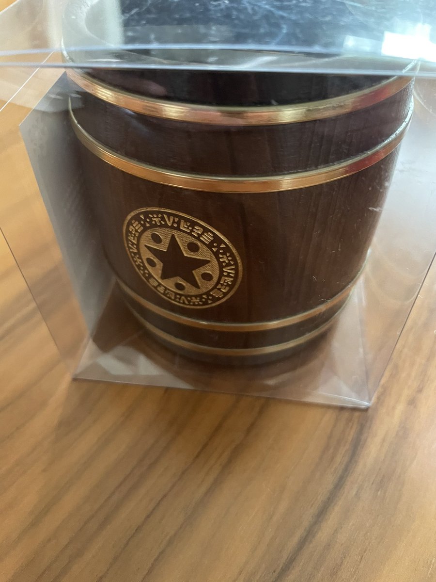 みっつー ルイーダの酒場でメダル王のコイン集めて貰いました 特製木樽ジョッキ