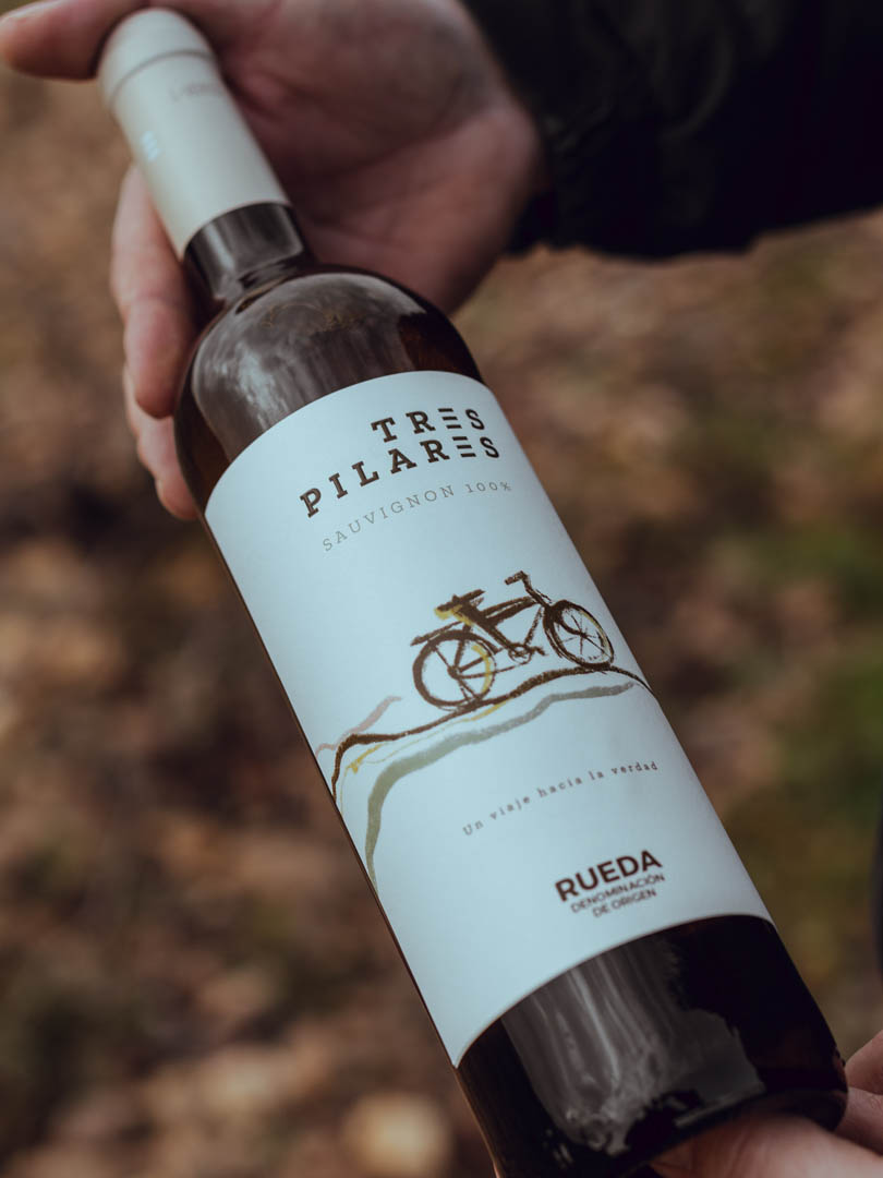 Bodega Tres Pilares tweet media
