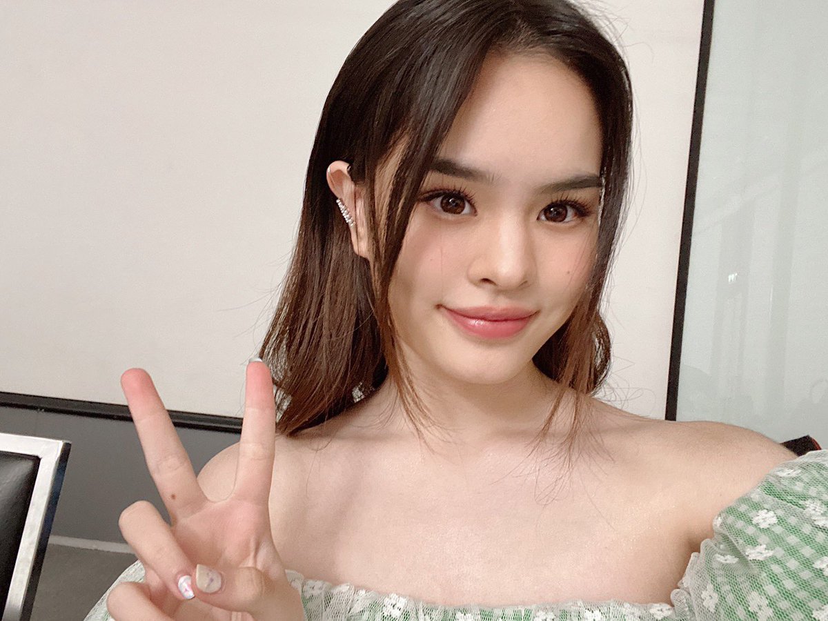 411ent's tweet photo. เจอกันในไลฟ์นะคะ 😚
LIVE กับ @allynitibhon (protex life cica)
🔗 https://t.co/A7TxYigR0y 

#แอลลี่ #ALLY #allynitibhon 
#411Music #411ent https://t.co/VHEMvKtBma